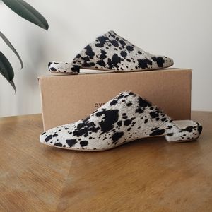 Like-new Overland Ponyhair Slides Cowprint